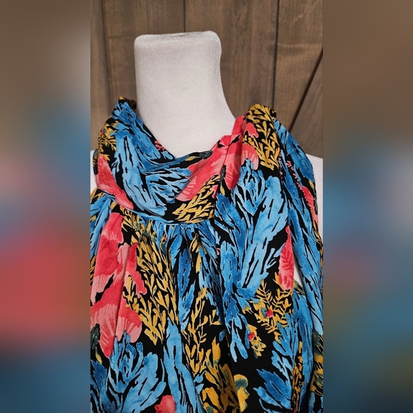 FOREVER UNIQUE Brighter Than the Sun Maxi Dress In Blue Floral. Size 10 NWT - Picture 13 of 16
